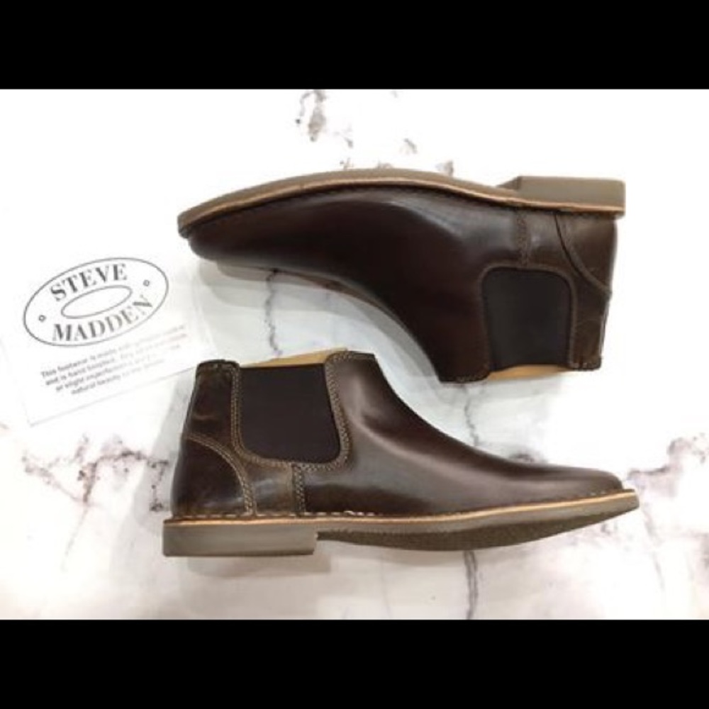 New leather shoes for men